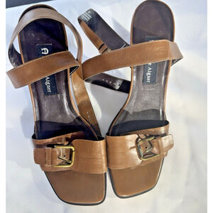 Vintage Women's 7.5 Etienne Aigner Cognac Strappy Sandal Leather Quiet Luxury